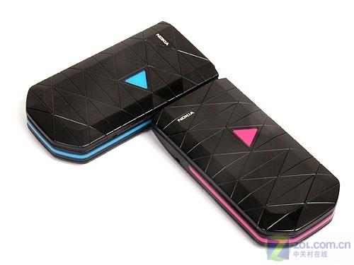 诺基亚实用翻盖机7070评测