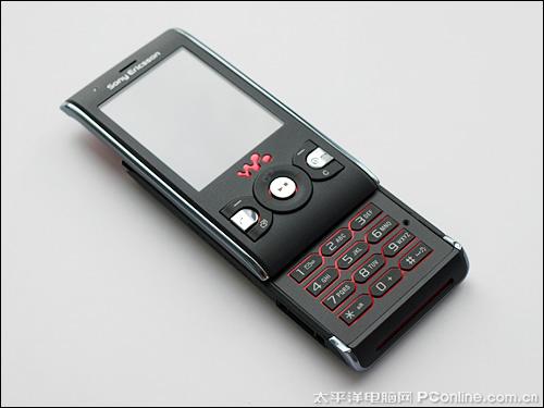 性价比出众 索爱滑盖音乐w595i卖1099_手机_科技时代_新浪网