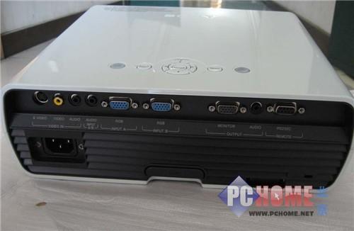 索尼3000流明防尘投影 vpl-ex130甩