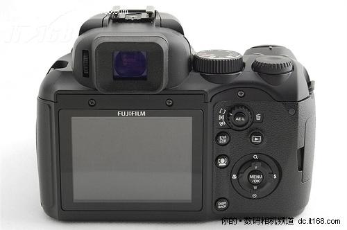 143倍光学变焦镜头富士s205exr仅售2680