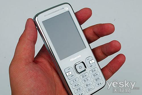 简约纯白机身 海信实用3g手机e500评测(6)