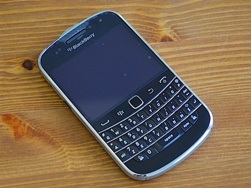 最薄bold系列 沈阳黑莓9900入手仅4k元