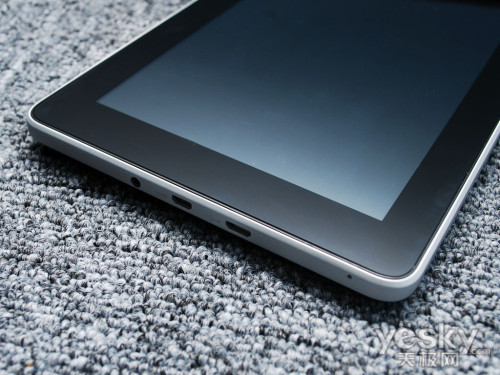 华为mediapad安装有mini-hdmi和mini-usb接口