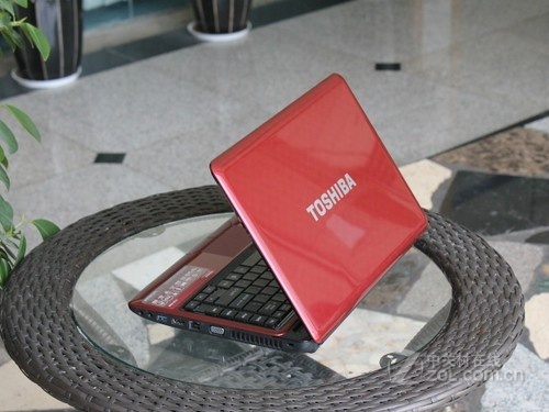 东芝 l730红色 效果图