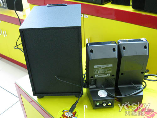 延续经典之作 10版麦博m100音箱售价128元