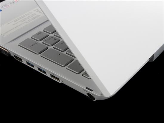 全高清ips屏 索尼15吋vaio s全面展示_笔记本_科技时代_新浪网