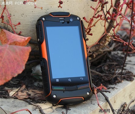 手机 摩托罗拉 摩托罗拉 defy > 正文