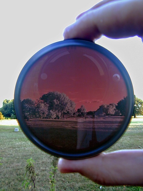 数码相机 > 正文    方法一:加上外置滤镜   这是最简单又便宜的方法!