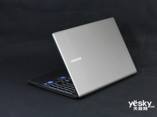 搭配1g独显三星700z5cs01报7899元