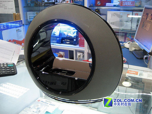 环绕立体声音效 jbl苹果音响售1380元