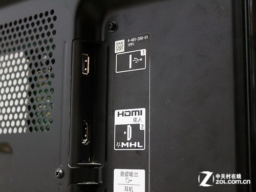 索尼kd-65x8500a機身側面的hdmi(mhl)接口,耳機接口與usb接口