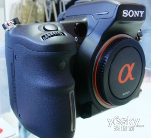 中端单反最佳利剑 索尼α700倾力促销