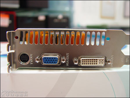 不到7百 七彩虹9600gt黄金版低价上市