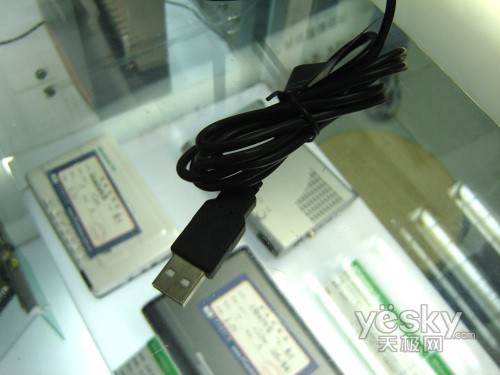 dfc5af19981fc90bfd43bc4126cd52a2.jpg