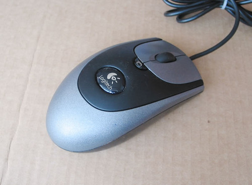 老金"挑刺" 经典鼠标mx300几大功与过