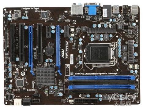 供电方面,微星z68a-g43(b3)主板采用4相供电设计,并配以日系高品质钽