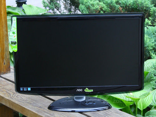 aoc e2440v液晶显示器的外观