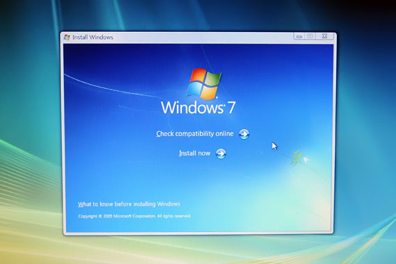 微软推广用Windows 7旗舰版光盘包装欣赏_商用_科技时代_新浪网