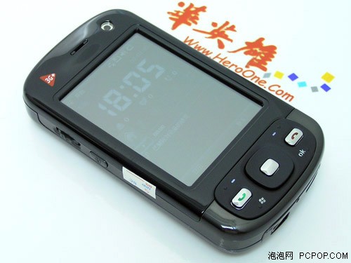 想"撞机"都难 限量黑金刚多普达d810_手机_科技时代_新浪网