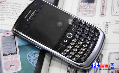 现在购买很实惠 超人气黑莓手机导购