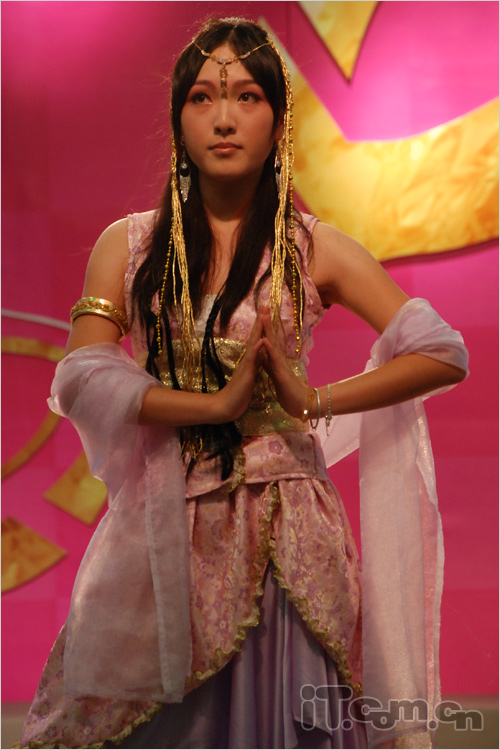 惊天动地的战场神兵玄奇cosplay表演