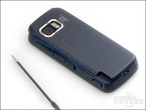 手触大屏霸气十足诺基亚5800仅售2688