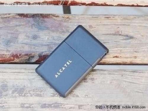 时尚绿色环保手机阿尔卡特c123仅110元