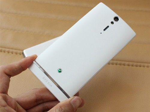 1200万像素摄像头 索尼lt26i长沙2780元