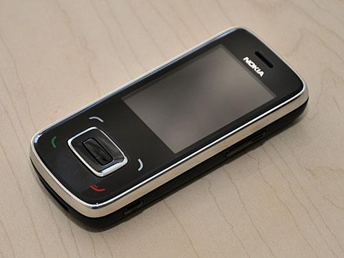 天翼3g定制音乐手机诺基亚8208图赏