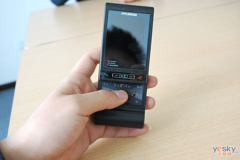 现代h718图片_手机_科技时代_新浪网