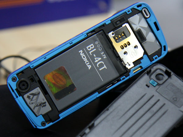 图为诺基亚5220xm