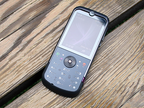 图为摩托罗拉zn5