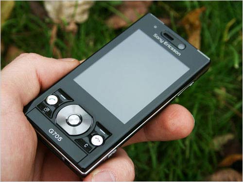索尼爱立信 g705图片_手机_科技时代_新浪网
