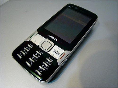 图为诺基亚n82