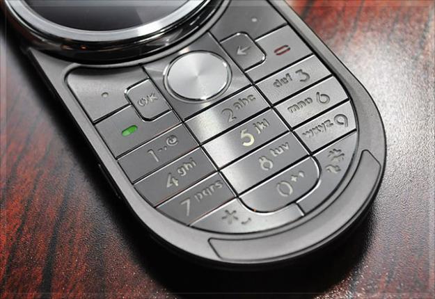 图为摩托罗拉aura