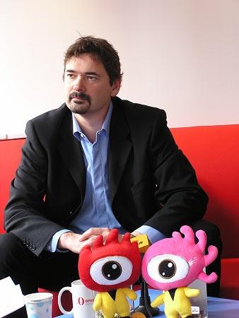 opera全球ceo jon s. von tetzchner做客新浪