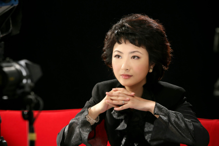 图片为《微观视界》主持人胡紫微