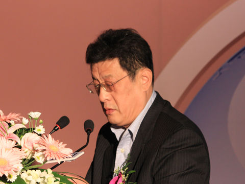 图文财讯传媒集团总裁助理李一鸣