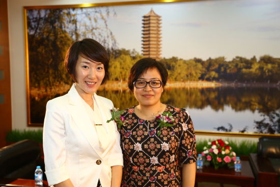 收藏论坛:对话收藏大家与拍卖大鳄_藏趣逸闻_新浪收藏_新浪网