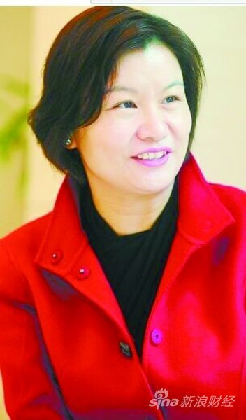 200亿身家女富豪是怎样炼成的|周群飞_新浪财经_新浪网
