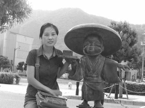 张小凤,某日企研发部门员工