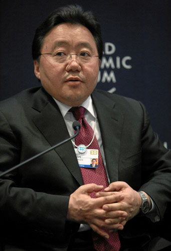 图文:蒙古总统查希亚·额勒贝格道尔吉