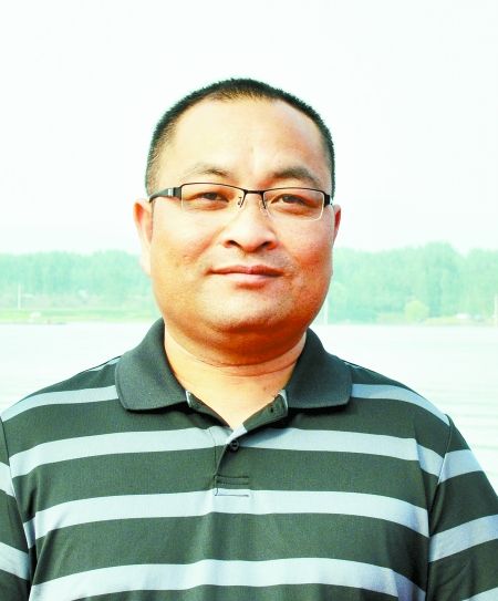 本报记者 孙高成人物档案刘忠臣,1972年5月出生于登封,登封市人大代表