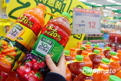 "砒霜门"事件一周内农夫果园果蔬饮料和水溶c100销量环比下降50%,多