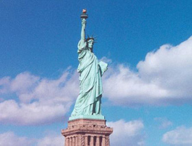 自由女神像是谁给的 1272076190_C8fAz9.jpg