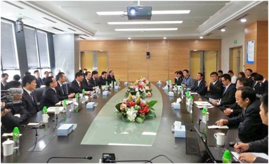 四十人的公司 1384999251_STD3VA.jpg