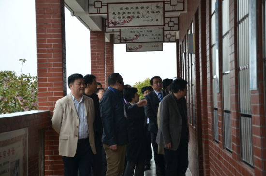 县委常委,副县长林冬生出席会议并讲话.