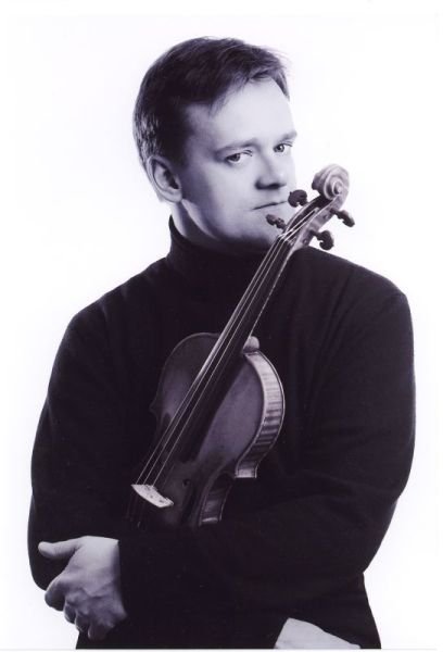 小提琴大师齐默尔曼年轻明星演奏者背后没什么支撑