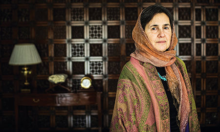 阿富汗第一夫人信仰基督教会讲四门外语