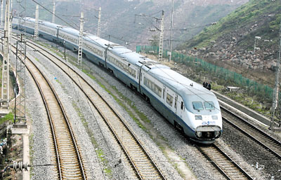 渝怀铁路将通"动车组"